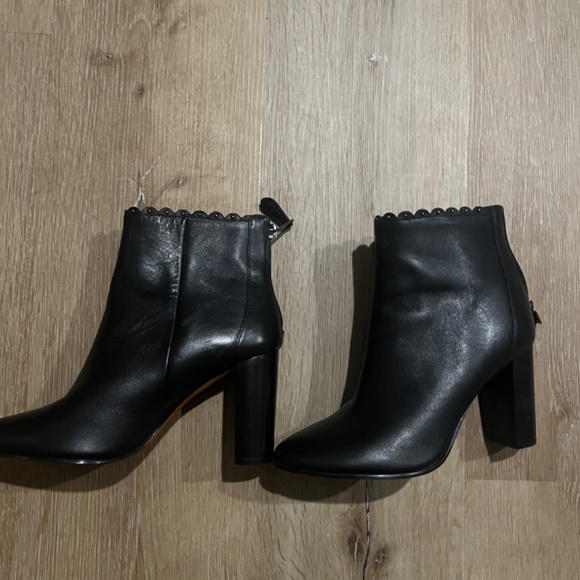 Black Coach Ankle Boots Sz 6 - Picture 3 of 4